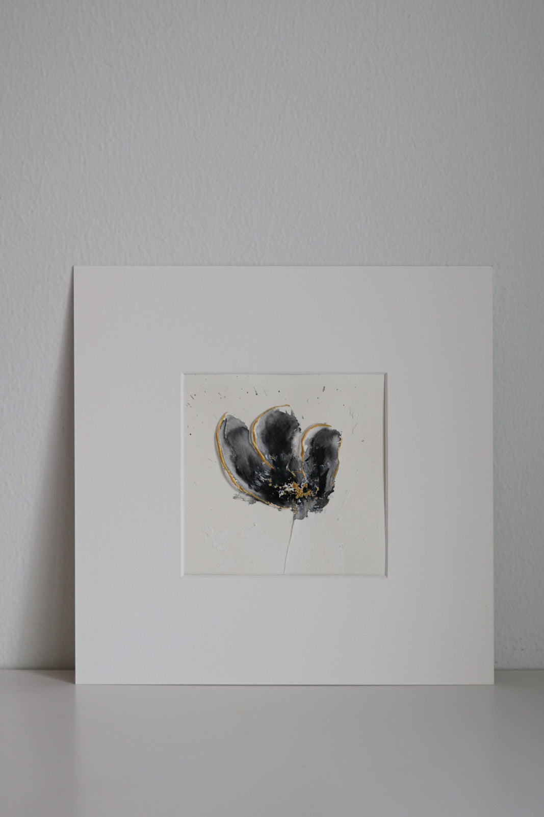 Textured mini flower II 25x25cm